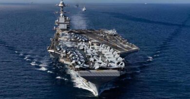 പശ്ചിമേഷ്യയിൽ യുദ്ധം കൊടുമ്പിരിക്കൊള്ളുന്നതിനിടെ അമേരിക്കൻ നാവികസേനയുടെ യുദ്ധക്കപ്പലുകളിൽ കടുത്ത ഭക്ഷണക്ഷാമമെന്ന് റിപ്പോർട്ട്.