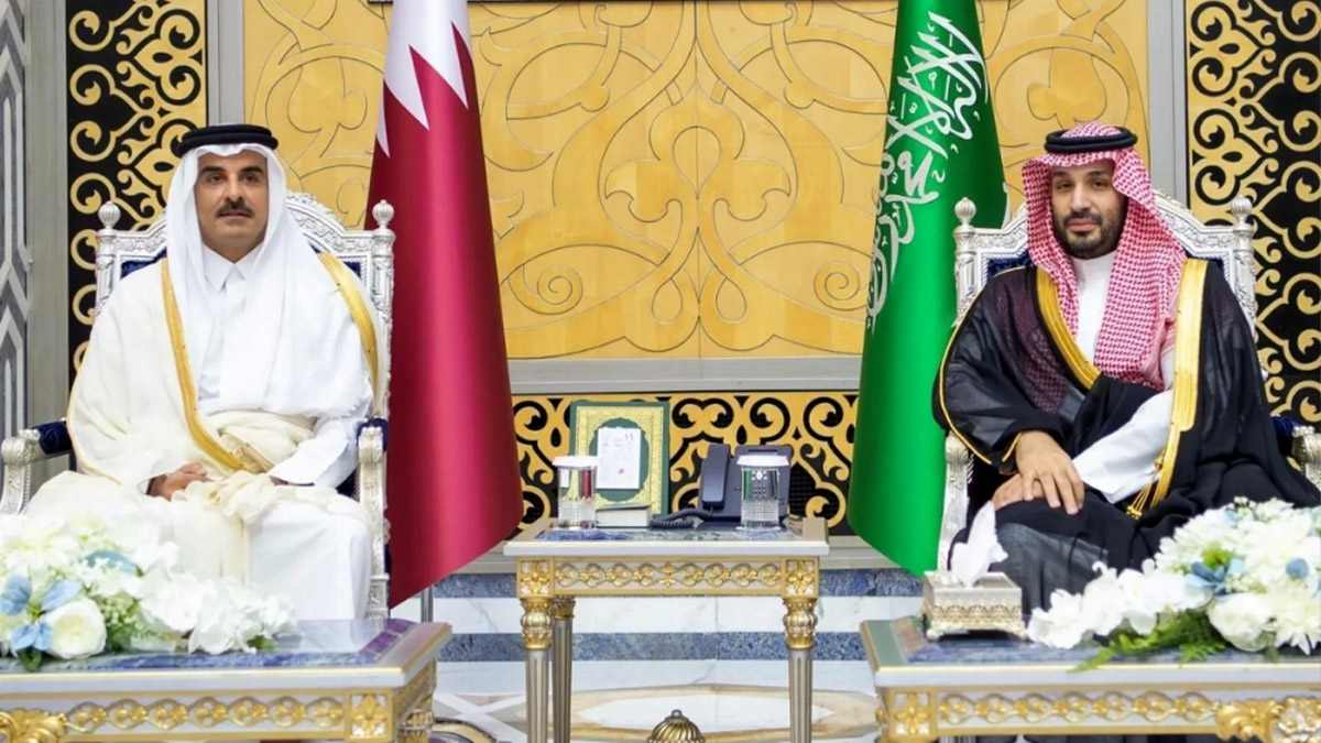 സൗദി അറേബ്യൻ കിരീടാവകാശിയും പ്രധാനമന്ത്രിയുമായ മുഹമ്മദ് ബിൻ സൽമാൻ രാജകുമാരന്റെ അധ്യക്ഷതയിൽ ജി.സി.സി കൺസൾട്ടേറ്റീവ് സമ്മിറ്റ് ചൊവ്വാഴ്ച ജിദ്ദയിൽ നടന്നു.